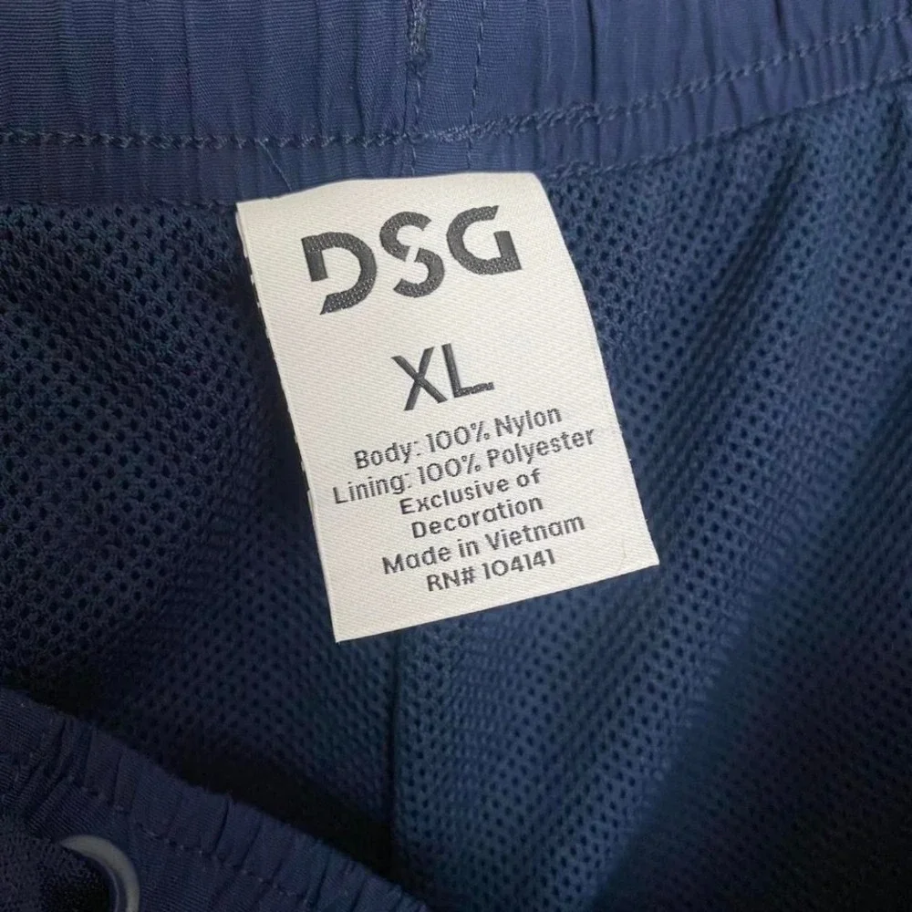 Navy blue DSG rec shorts XL‎